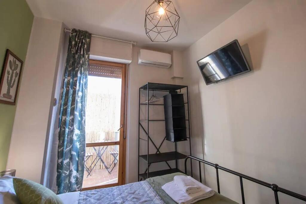 Alice'S Guest Parking & Wi-Fi Apartment Пиза Екстериор снимка