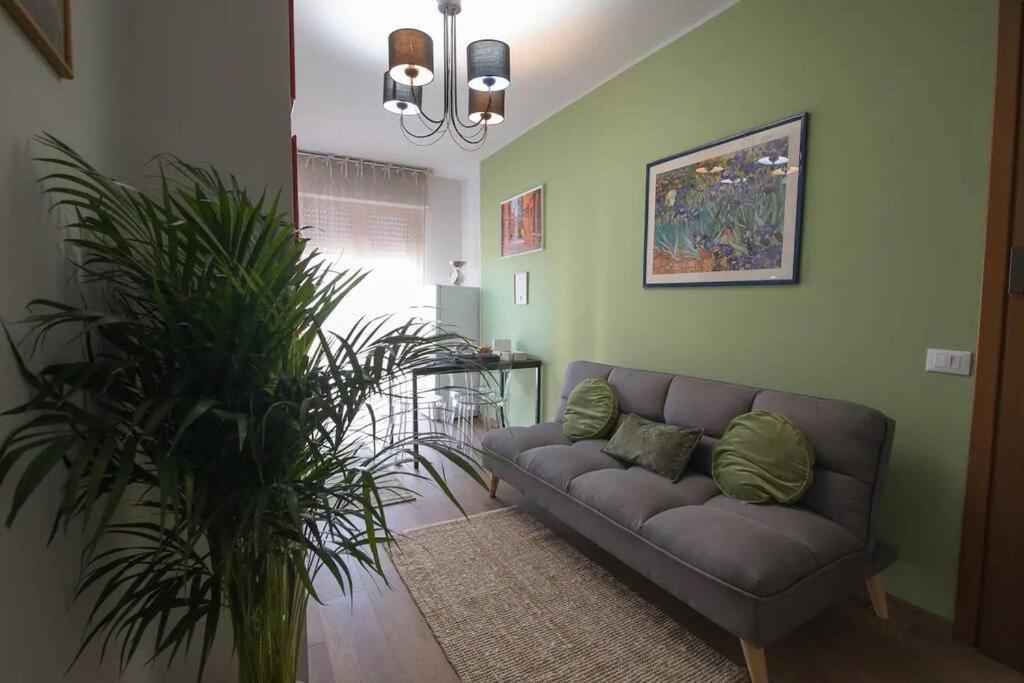 Alice'S Guest Parking & Wi-Fi Apartment Пиза Екстериор снимка